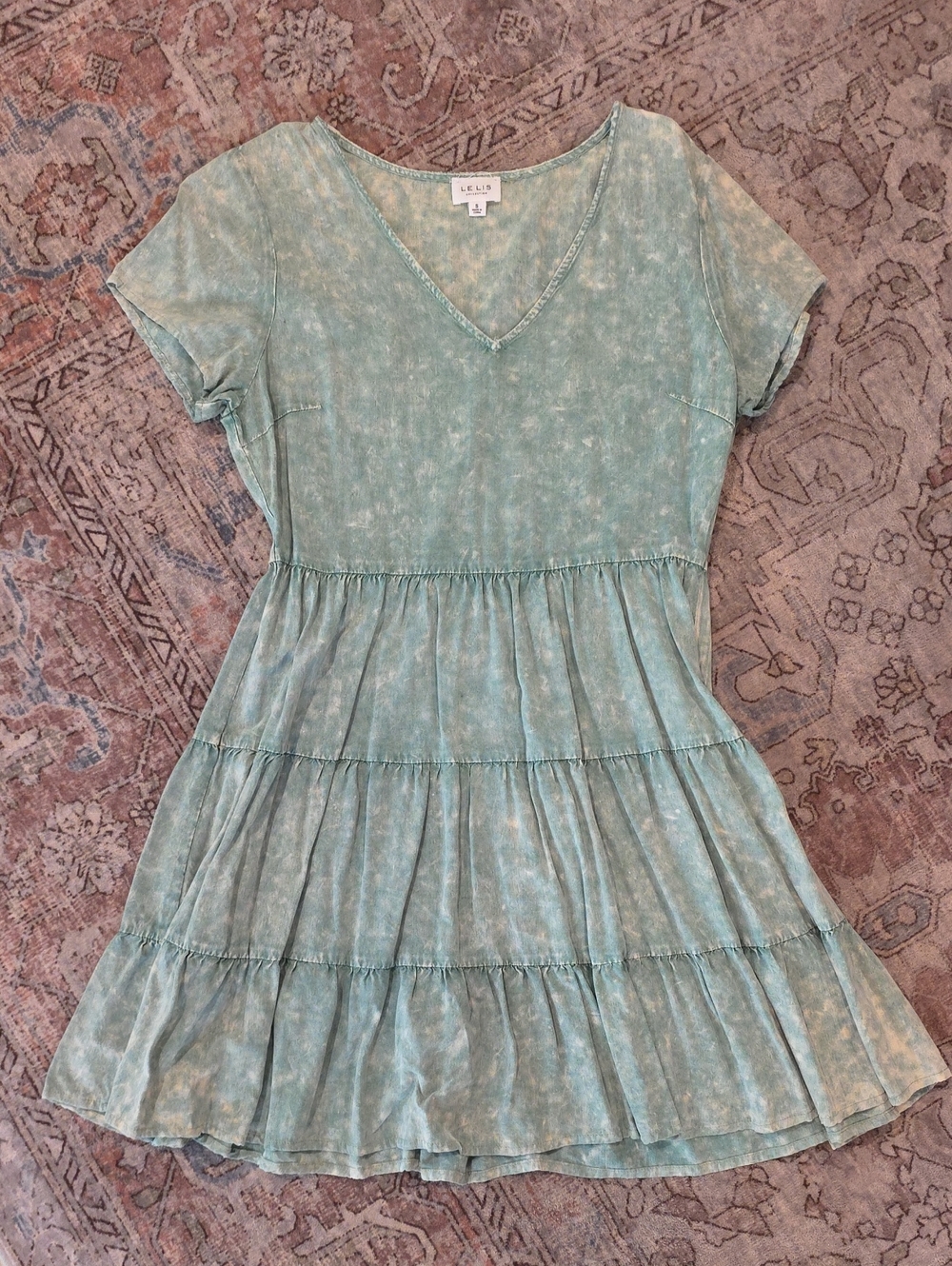 Le Lis Mint Green Tiered V-Neck Short Sleeve Dress